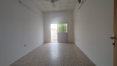Manama, Apartments, Flats, Houses & Villas, BHD 220/year,  3 BR,  Manama:- 3Bhk Unfurnished Flat On Rent..