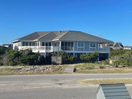 New York, Holiday/Vacation Rentals, USD 500/month,  Bald Head Island Vacation Rentals For A Peaceful Stay With Atlantic Bliss