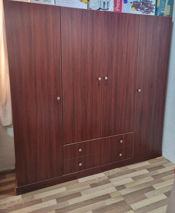 Al Malaz, Furniture, SAR 1000,  Wardrobe And Bed Set For Sale