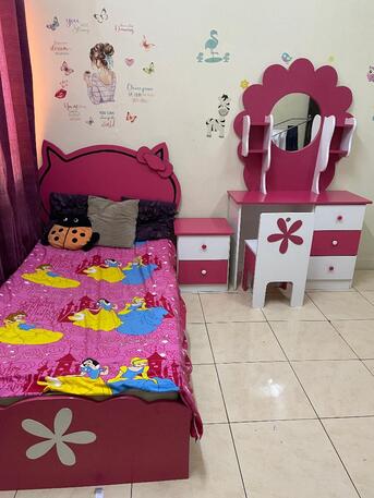 Al Adama, Furniture, SAR 450,  Kids Bed Set / Hello Kitty Bed Set