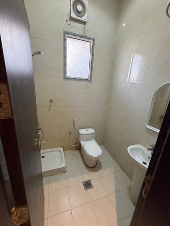 Al Malaz, Apartments, Flats, Houses & Villas, SAR 35000/year,  2 BR,  2BHK Family Apartment Available In Al Malaz Near Murabba