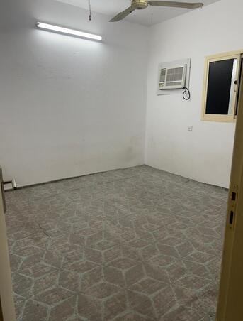 Al Shemaysi, Rooms for Rent, SAR 800/month,  Furnished,  0 Sq. Meter,  Executive Room Neat&Clean First Floor