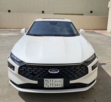 Riyadh, Vehicles, Cars & Trucks , SAR 1,  Ford Taurus Ambient,  2025,  Automatic,  2700 KM,    For Lease Transfer Brand New