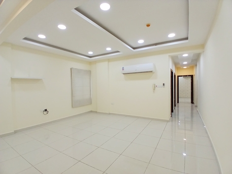 Hidd, Apartments, Flats, Houses & Villas, BHD 240/month,  2 BR,  Flat 2bhk Inclusive Ewa With Limit Semi Furnished Hidd