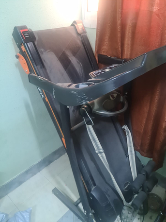 Riyadh, Health & Beauty Items, SAR 300,  New Treadmill