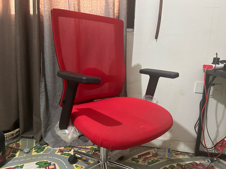 Al Sulaymaniyyah, Furniture, SAR 120,  Computer Table And Rolling Chair