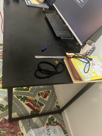 Al Sulaymaniyyah, Furniture, SAR 120,  Computer Table And Rolling Chair