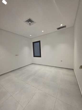 Kuwait City, Apartments, Flats, Houses & Villas, KWD 800/month,  5 BR,  Ground Floor Apartment For Rent In Al-Siddiq With A Private Entrance