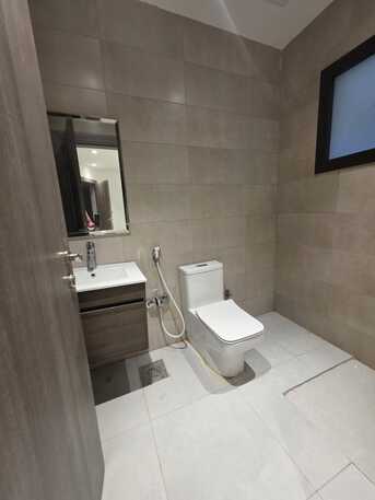 Kuwait City, Apartments, Flats, Houses & Villas, KWD 800/month,  5 BR,  Ground Floor Apartment For Rent In Al-Siddiq With A Private Entrance