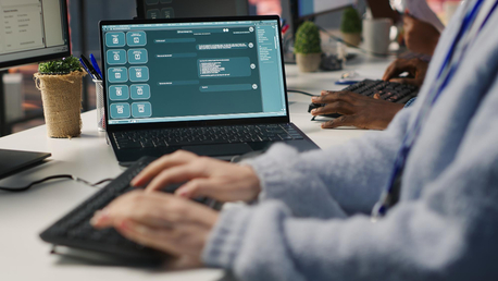 Mumbai, Computer, Service Company Software With Real-Time Data And Analytics