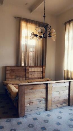 Amman, Apartments, Flats, Houses & Villas, JOD 600/month,  Furnished,  2 BR,  0 Sq. Meter,  Live In A Historic Apartment Built In 1936