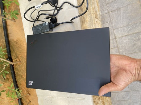 Riyadh, Computers, SAR 1000,  Thinkpad X1 Carbon Core I7-8th Gen,16GB RAM,256GB SSD
