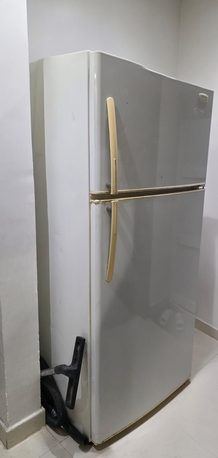 Riyadh, Appliances, SAR 600,  Fridge For Sale Double Door Large Fridge