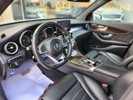 Manama, Vehicles, Cars & Trucks , BHD 9500,  Mercedes-Benz GLC 300 4MATIC Coupe,  2017,  Automatic,  125000 KM,  Mercedes-Benz GLC-300 4matic