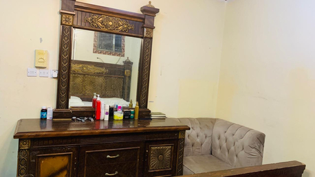 Al Batha, Apartments, Flats, Houses & Villas, SAR 10000/week,  2 BR,  I Want To Sell My Fully Furnished Flat