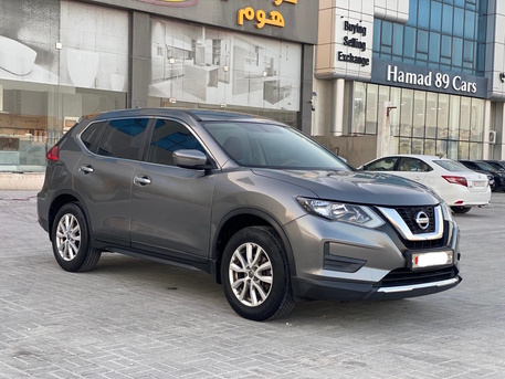Manama, Vehicles, Cars & Trucks , BHD 4600,  Nissan X-Trail,  2018,  Automatic,  143100 KM,  Nissan Xtrail  (Grey