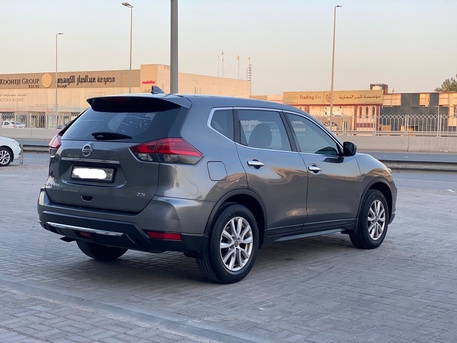 Manama, Vehicles, Cars & Trucks , BHD 4600,  Nissan X-Trail,  2018,  Automatic,  143100 KM,  Nissan Xtrail  (Grey