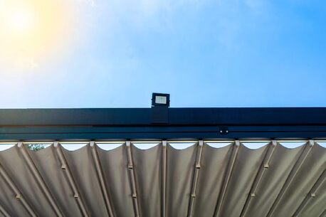 New York, Business, Stylish Shade With Mesa Retractable Awnings