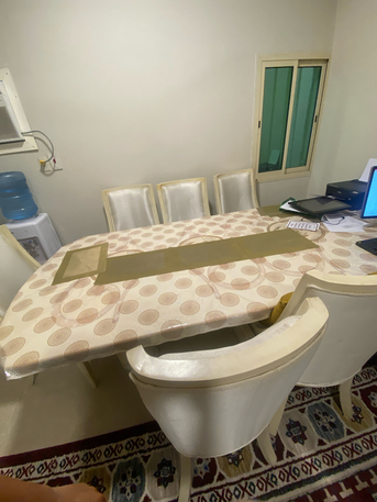 Khobar, Furniture, SAR 1500,  Solid Beautiful Dining Table
