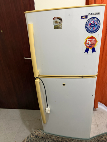 Riyadh, Household Items, SAR 400,  Refrigrator Good Condition And Working 8Cuft