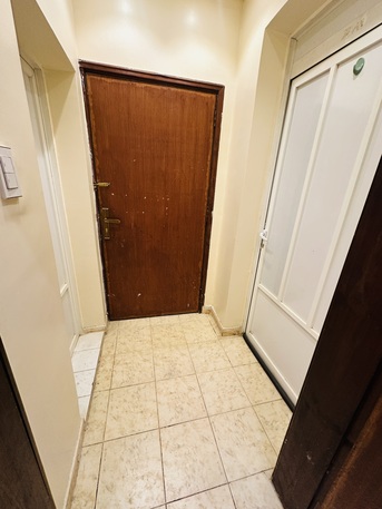 Al Jubail Al Balad, Rooms for Rent, SAR 900/month,  Single Room Available With Seperate Entrance