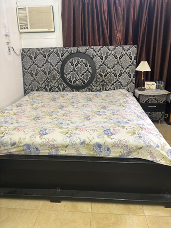 Al Malaz, Furniture, SAR 600,  Urgent Sale- Bedroom Furniture Set (Italian Wood) 5 Items