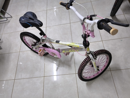 Al Malaz, Bicycles, SAR 300,  Girls Bicycle/ Good Condition