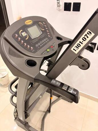 Al Aziziyah, Furniture, SAR 120000500,  Treadmill And Bed For Sale