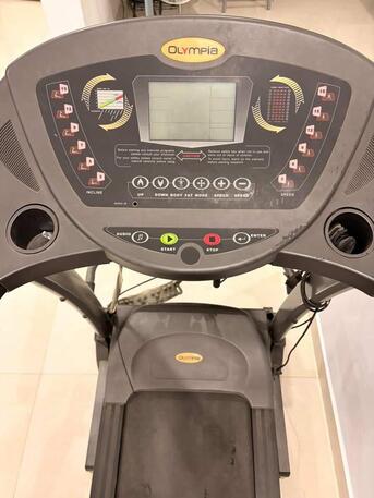 Al Aziziyah, Furniture, SAR 120000500,  Treadmill And Bed For Sale