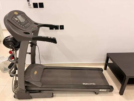 Al Aziziyah, Furniture, SAR 120000500,  Treadmill And Bed For Sale