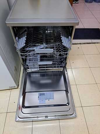 Al Adama, Appliances, SAR 1600,  Ariston Dish Washer 7 Program