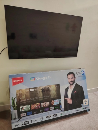 Taif, Electronics, SAR 800,  50 Inches Smart TV 4K Ultra  HD (Black)