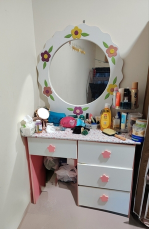 Taif, Furniture, SAR 200,  2 Single Wooden Beds And Dressing Table
