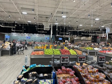 New York, Food, Luxury Ethnic Grocery Store In Victory Blvd For Fresh Finds
