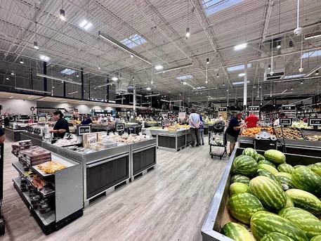 New York, Food, Luxury Ethnic Grocery Store In Victory Blvd For Fresh Finds