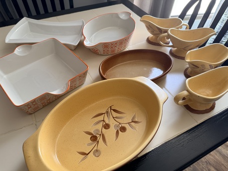 Sitra, Household Items, BHD 5,  Bowls And Dishes For Sale