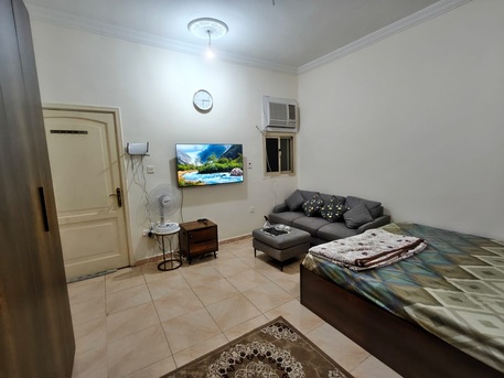 Al Aziziyah, Rooms for Rent, SAR 1200/month,  Furnished,  1 Master Bedroom With Separate Washroom Available