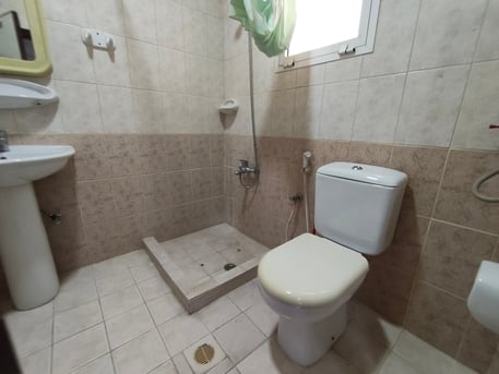 Mahooz, Apartments, Flats, Houses & Villas, BHD 220/year,  1 BR,  Mahooz:- Rooftop Furnished Studio Flat On Rent With Ewa