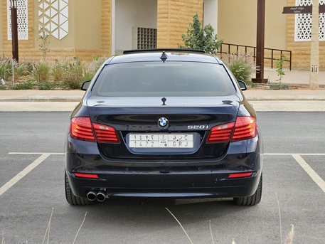 Riyadh, Vehicles, Cars & Trucks , SAR 40000,  Bmw 5 Series,  2014,  Automatic,  267000 KM,  Bmw F10 520i Full Option