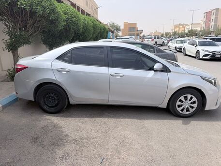 Riyadh, Vehicles, Cars & Trucks , SAR 35000,  Toyota Corolla,  2016,  Automatic,  241000 KM,
