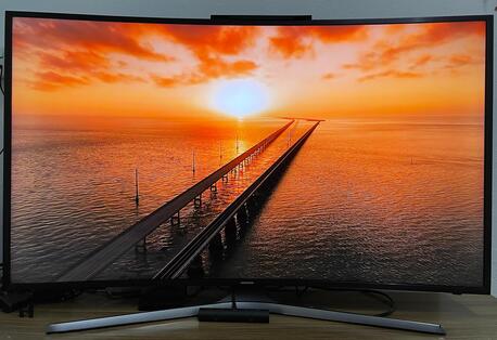 Al Khobar Al Shamalia, Electronics, SAR 1500,  Samsung Curved 4K UHD Smart TV 49