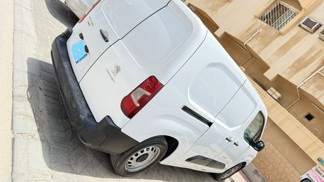 Riyadh, Vehicles, Cars & Trucks , SAR 45000,  Peugeot Partner Diesel,  2023,  Manual,  340000 KM,