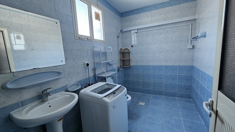 Juffair, Apartments, Flats, Houses & Villas, BHD 180/month,  Clean And Spacious Studio, Inclusive Ewa Internet.Juffair Near Lulu. 39128508 Benny