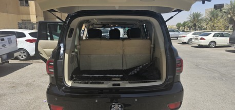Al Maathar, Vehicles, Cars & Trucks , SAR 85000,  Nissan Patrol LE,  2014,  Automatic,  204 KM,     (8-Seater)