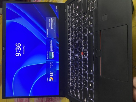 Riyadh, Computers, SAR 1000,  Thinkpad X1 Carbon Core I7-8th Gen,Ram 16GB