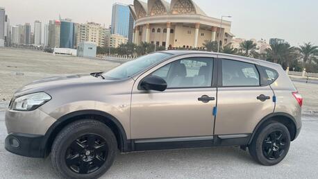 Juffair, Vehicles, Cars & Trucks , BHD 1700,  Nissan Qashqai,  2011,  Automatic,  146000 KM,  Very Economic Car For Sale - Mini SUV