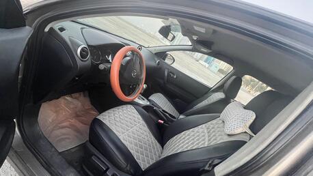 Juffair, Vehicles, Cars & Trucks , BHD 1700,  Nissan Qashqai,  2011,  Automatic,  146000 KM,  Very Economic Car For Sale - Mini SUV