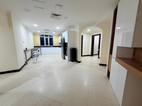 Juffair, Apartments, Flats, Houses & Villas, BHD 550/year,  3 BR,  Elegant 3.5 BHK Flat For Rent In The Heart Of Juffair &ndash; Prime Location Near Oasis Mall.