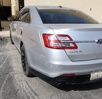 Riyadh, Vehicles, Cars & Trucks , SAR 40000,  Ford Taurus,  2013,  Automatic,  450000 KM,   Limited  For Sale
