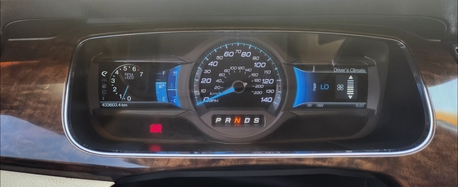 Riyadh, Vehicles, Cars & Trucks , SAR 40000,  Ford Taurus,  2013,  Automatic,  450000 KM,   Limited  For Sale